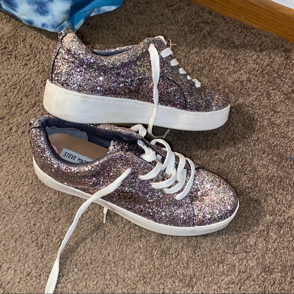 Sparkly/glitter tennis shoes! Or sneakers